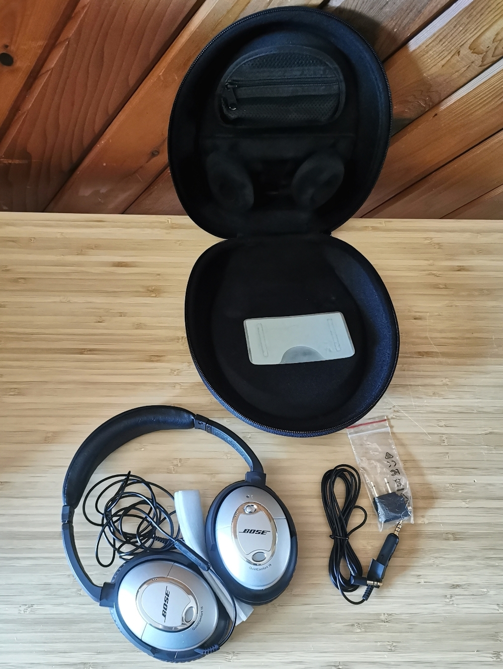 Bose QuietComfort Over-Ear Noise Cancelling Headphones w/ Case & Cables